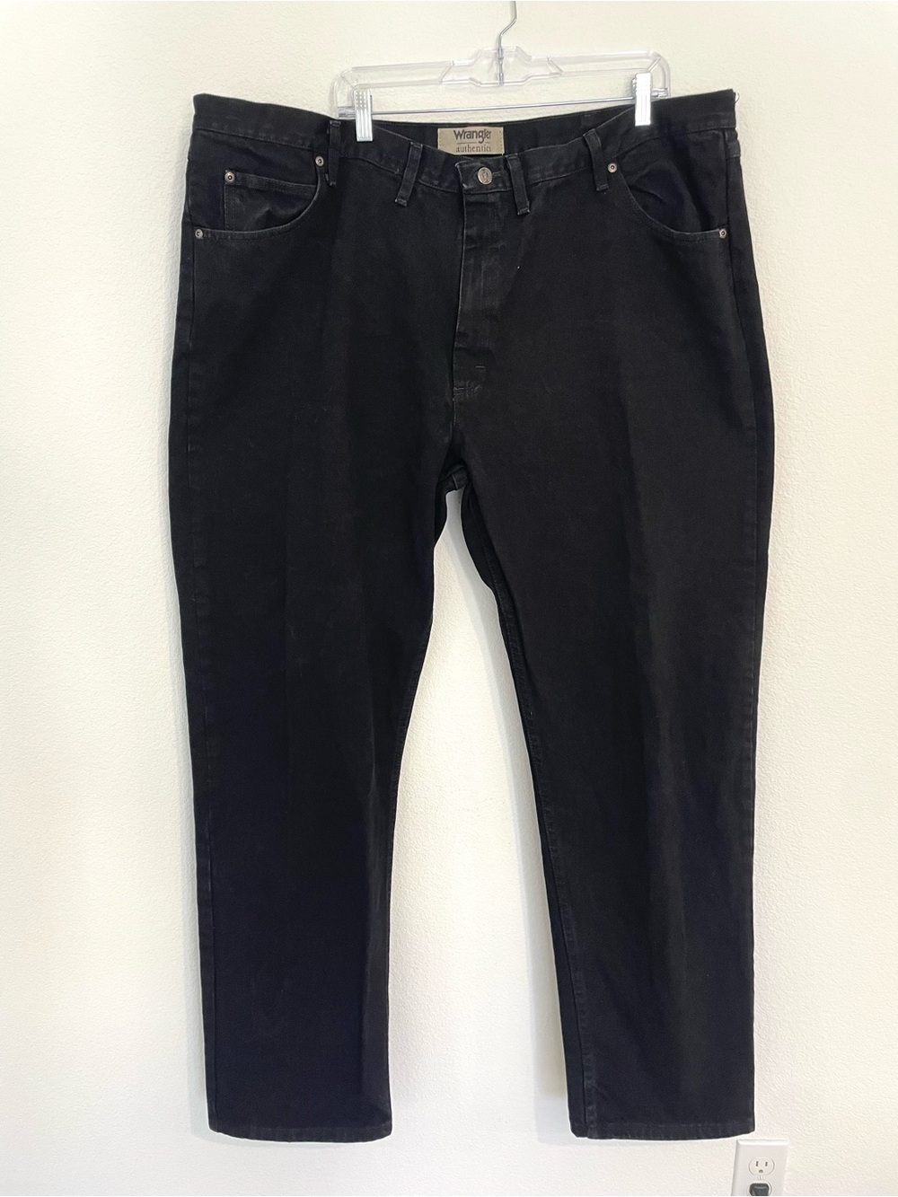 Wrangler Authentics Men's 48x34 Classic Relaxed Fit Cotton Jean in solid black